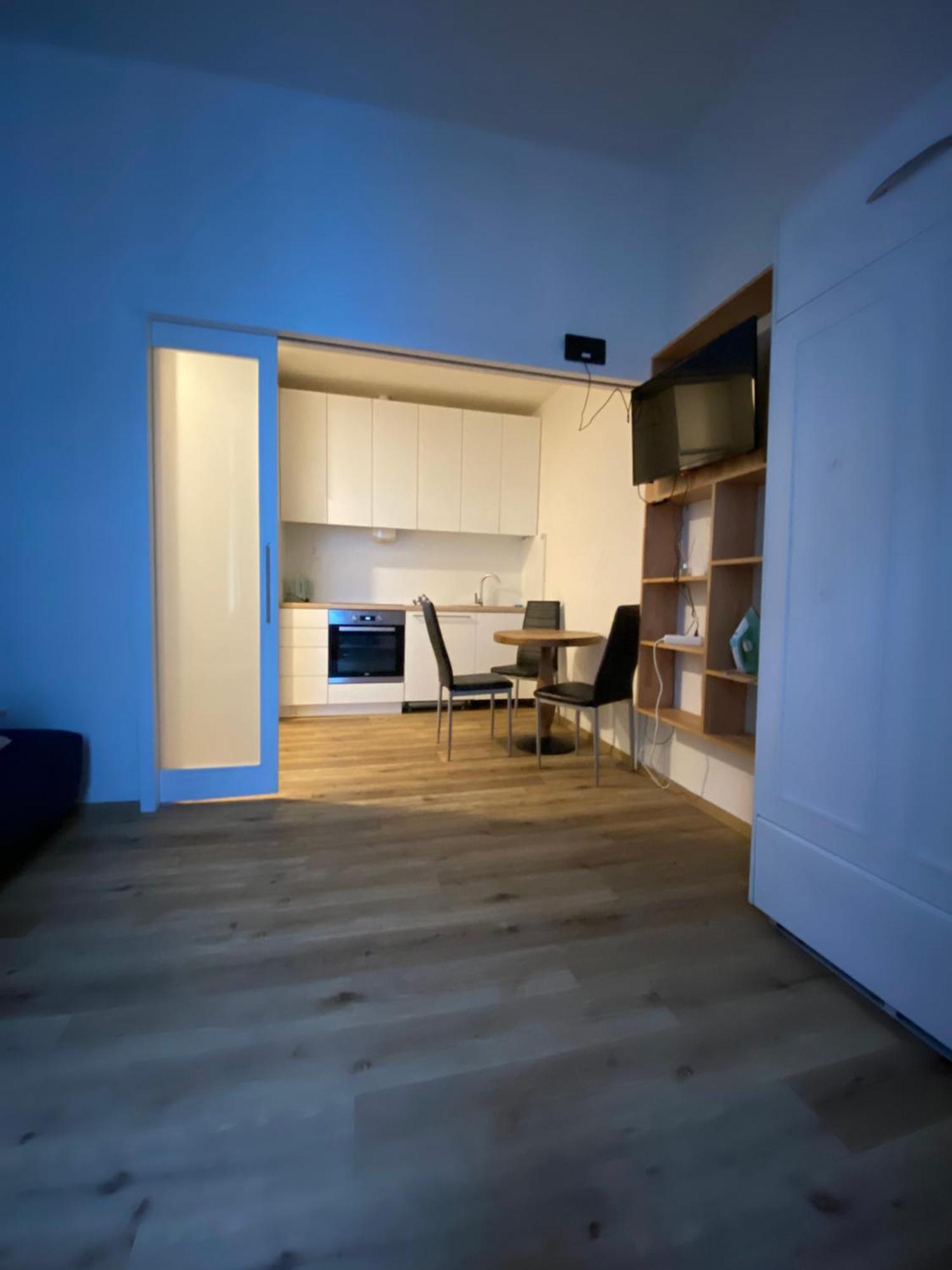 Apartment Minato Center